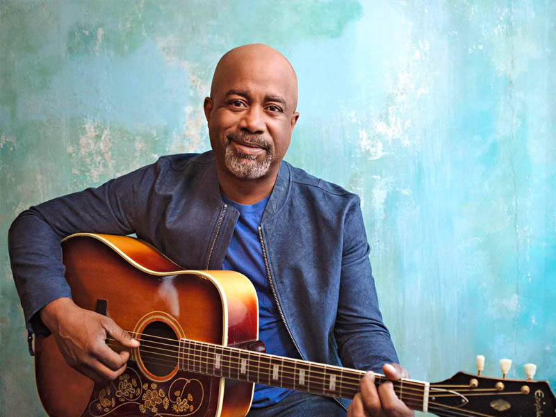 Darius Rucker at FivePoint Amphitheatre